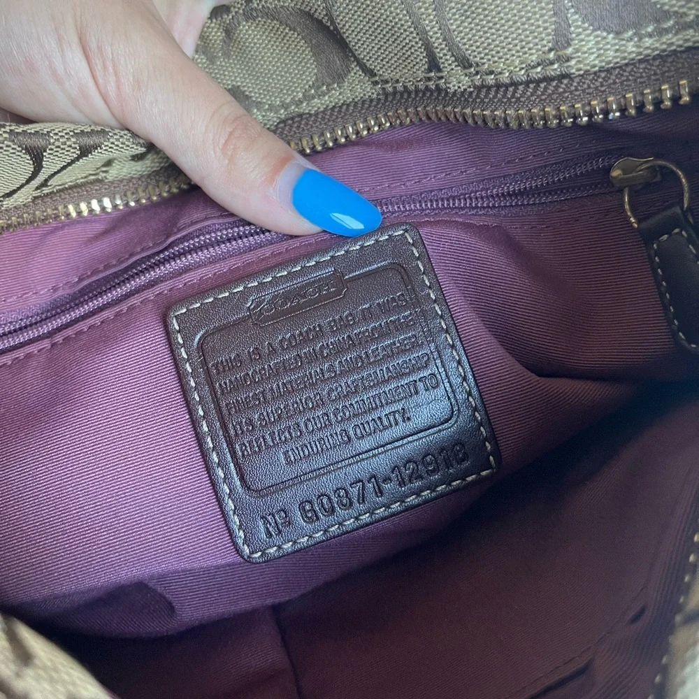 COACH Y2K Signature Brown Hamptons Shoulder Bag - Picture 10 of 17